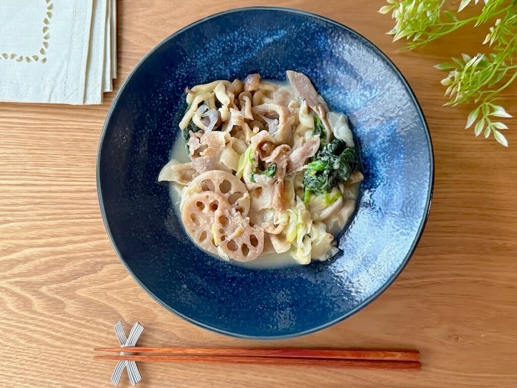 Vivid TABLE(ビビッドテーブル)の「豚肉の和風ゆずみそ和え」