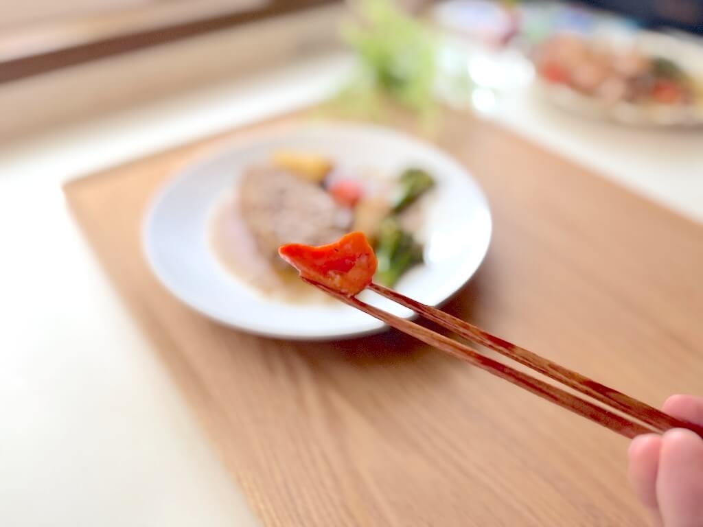 Vivid TABLE(ビビッドテーブル)の「山椒香るオニオンソースハンバーグ」
