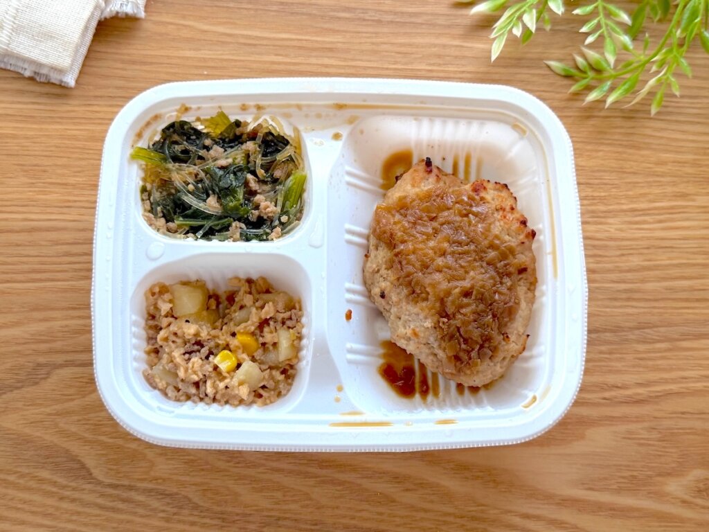 モグモデリの「旨みたっぷり和風オニオンハンバーグ」