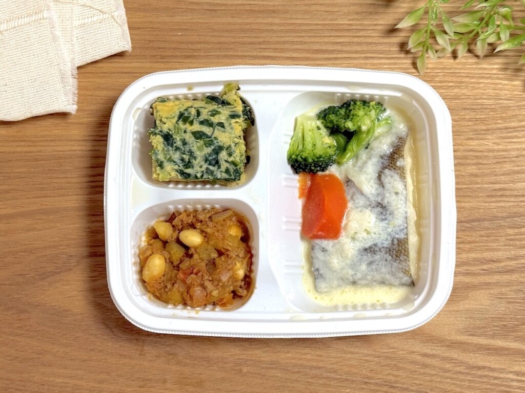 モグモデリの「カレイと野菜のまろやかクリーム煮」