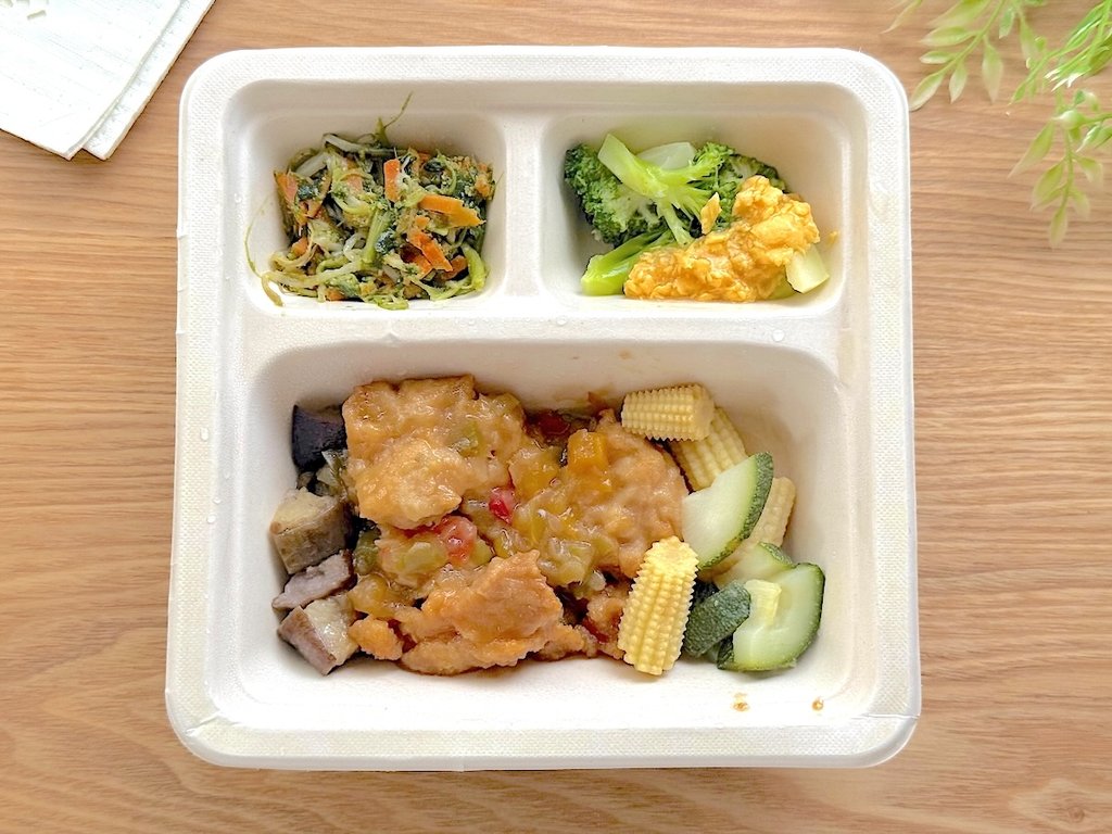 三ツ星ファームのごろごろ野菜と香味タレの贅沢油淋鶏