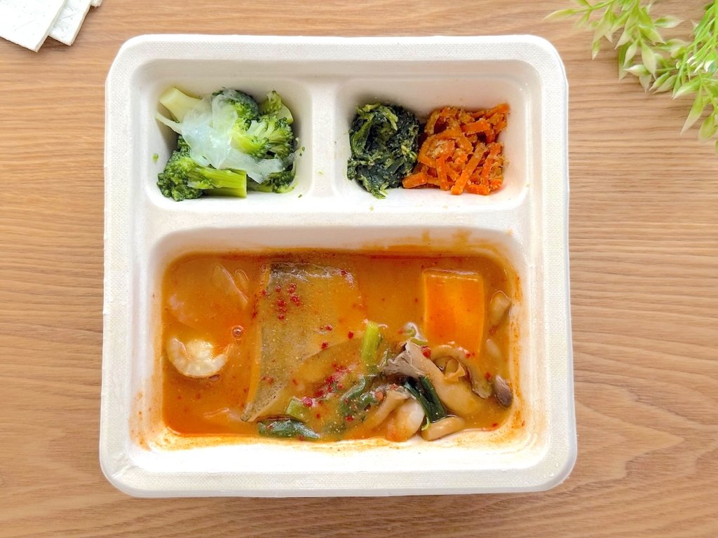 三ツ星ファームの魚介のコクと旨みの 海鮮チゲ風